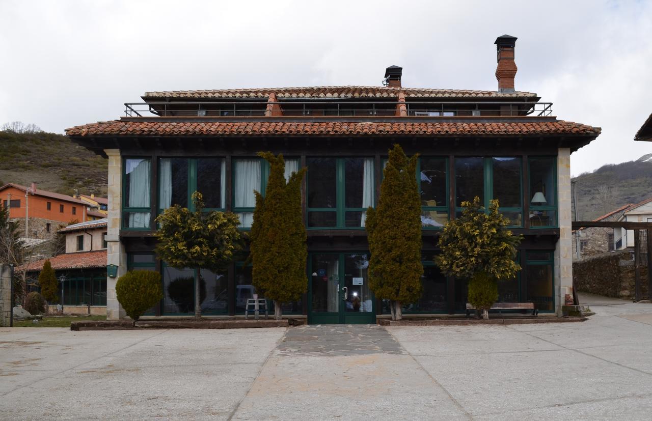 Hotel Posada Fuentes Carrionas Camasobres Εξωτερικό φωτογραφία